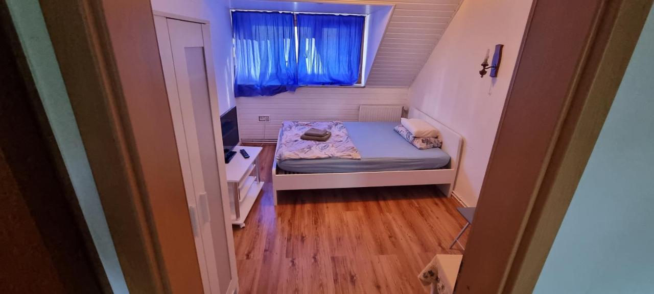 Apartamento Private Unterkunft Askinartar Maguncia Habitación foto